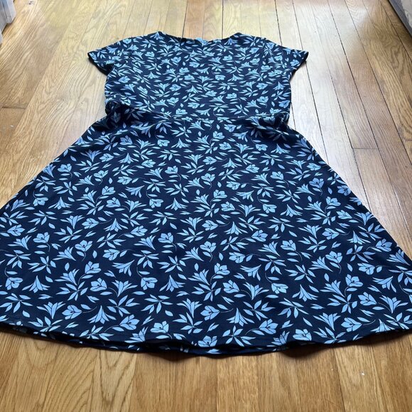 Draper James Size L Navy Blue Floral Print Ponte Knit Short Sleeve A-Line Dress - Picture 11 of 15